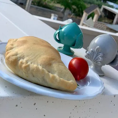 Pinula Oda ve Kahvaltı Maruggio