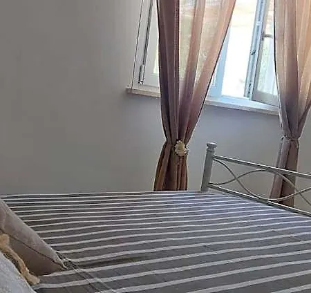 Oda ve Kahvaltı Pinula 3*